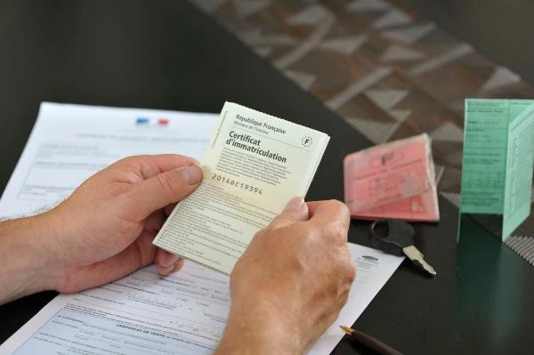 Démarches de carte grise pour véhicule avec SKL AUTO SERVICE